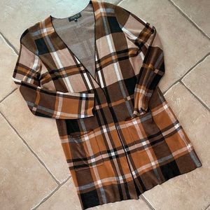 Gently Worn Lightweight Long Cardigan in Brown Plaid Sz Medium